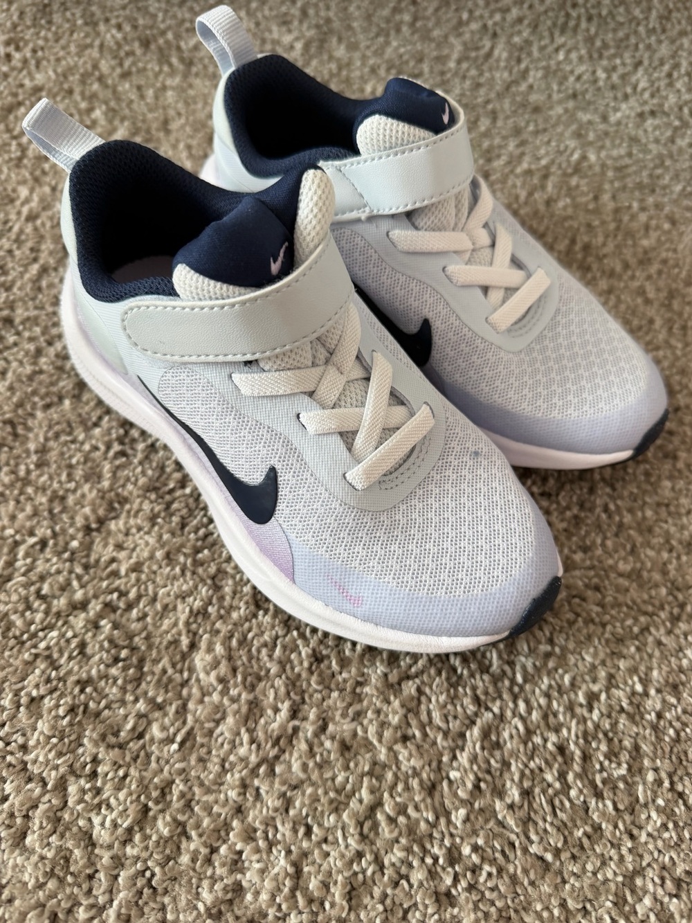 Nike Kids White and Navy Velcro Sneakers - never worn
